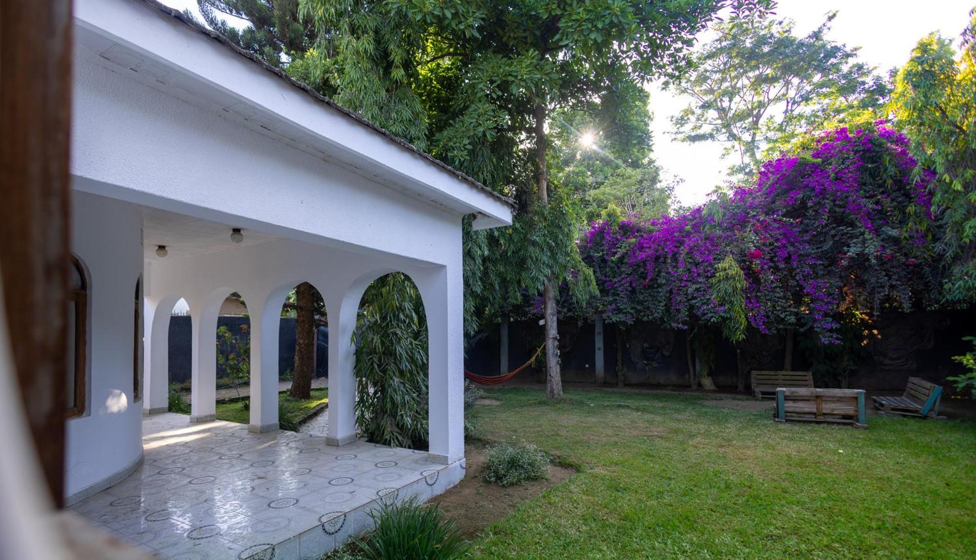 Safari Adventures-House Bed & Breakfast Arusha Eksteriør bilde